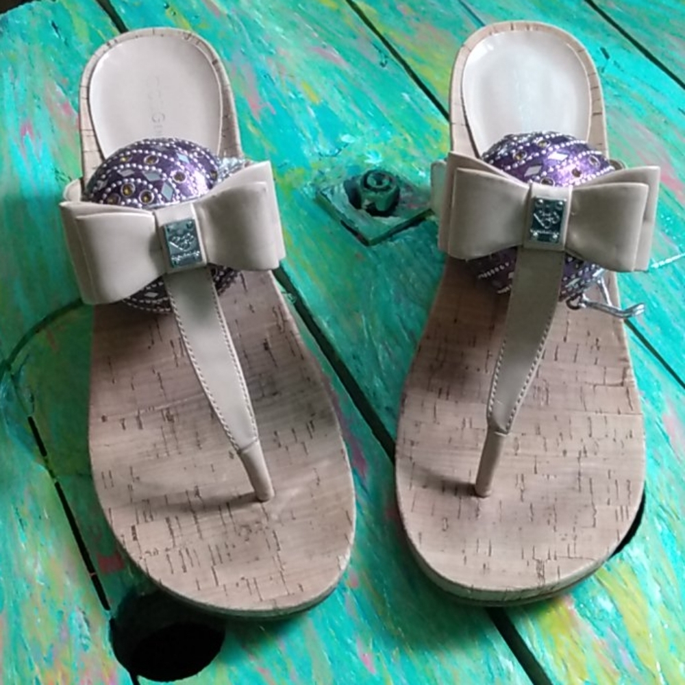 Sandles